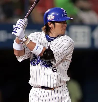 多村仁(多村仁志).305 40HR 100打点 10盗塁 ops.986「センター守れて守備上手いです、足も速いです」