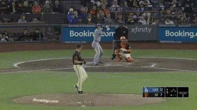 大谷翔平、第六打席でライト前ヒット！１０戦ぶり１試合３安打！！！！！！！！！！！！！！