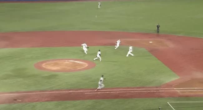 ヤクルト、召喚の儀式ｗｗｗｗｗｗｗｗｗｗ