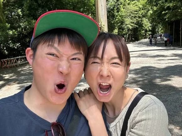 【悲報】夫婦YouTuber「結婚する時連れ子邪魔だった？」「うん」と小4娘の目の前で会話し炎上・・・・・・・・・・