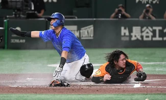 巨人に激震　甲斐拓也捕手が「右中指中手骨頭骨折」　前日の本塁クロスプレーで　球団が発表　阿部監督悲壮