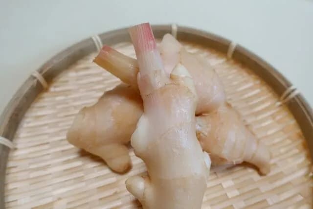 「ショウガ」とかいう生姜焼きにしか使えない食材ww