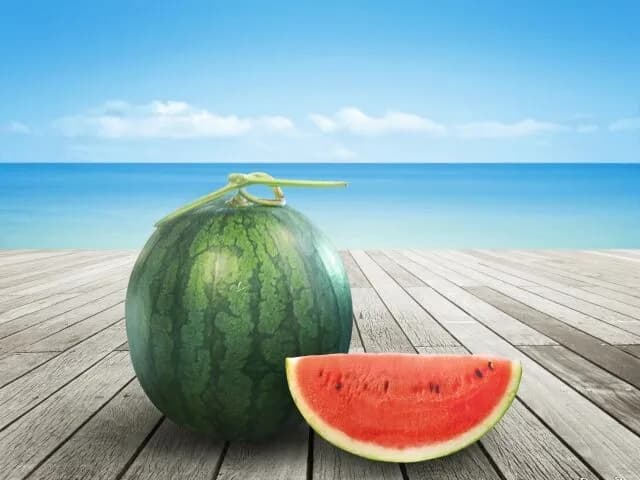 スイカ「味S・量S・熱中症予防効果S・価格B」←この神の野菜