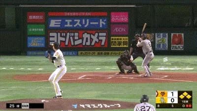 【ソフトバンク対巨人2回戦】巨人、初回にさらに2アウト満塁から坂本が走者一掃タイムリーツーベース！初回に一挙4点先制！！！！！！！！！！！！！