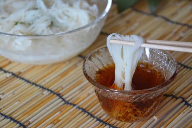 「そうめん」とかいううどんの下位互換w