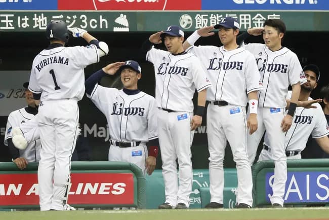 【悲報】移籍した山賊打線のメンツ、誰も日本一になれていない