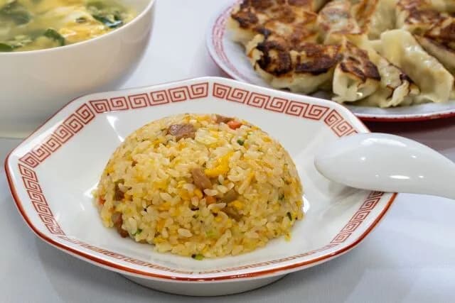 チャーハン食いてえって思ったらどこへ行けばええんやろ？