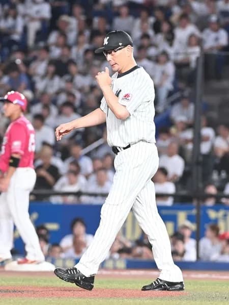 ロッテ・吉井監督「今の益田ではクローザーはきつい。チームは勝ちを目指してやっているので…」