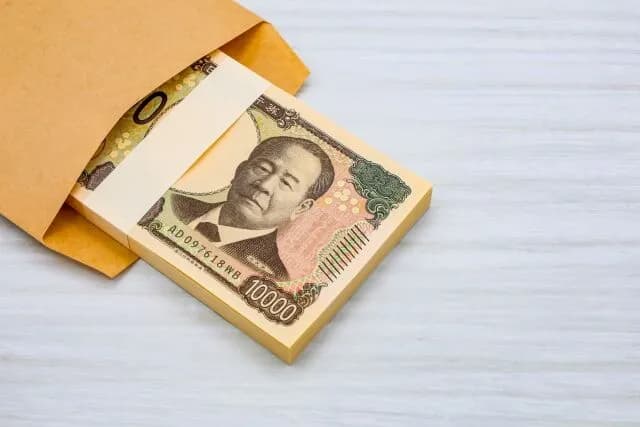 新卒一年目で貯金100万円ってすごい？