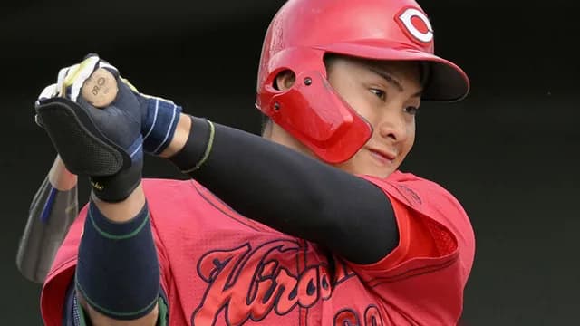 カープ田村俊介は「フォームを月に1回変えてしまう傾向があった」福地打撃コーチが指摘＆打撃改造の指導