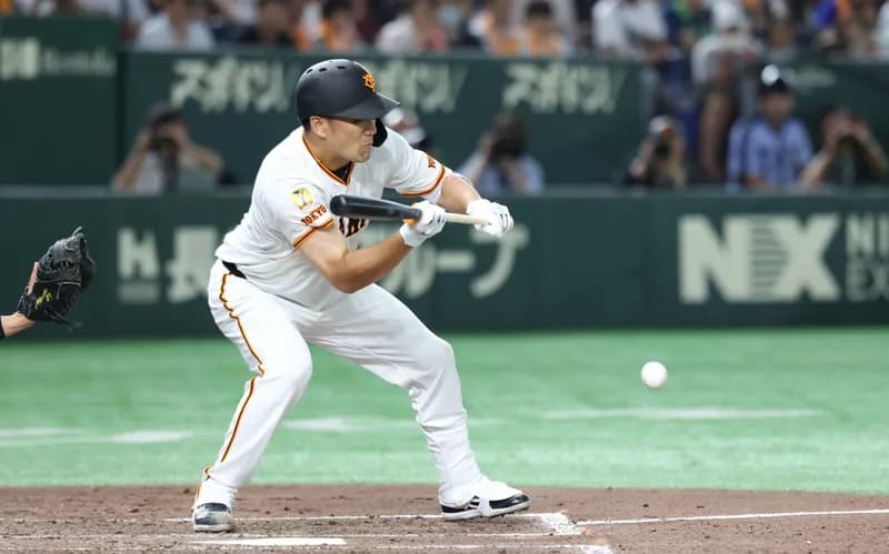 2点ビハインドで無死一二塁、追いつくためにバントする？