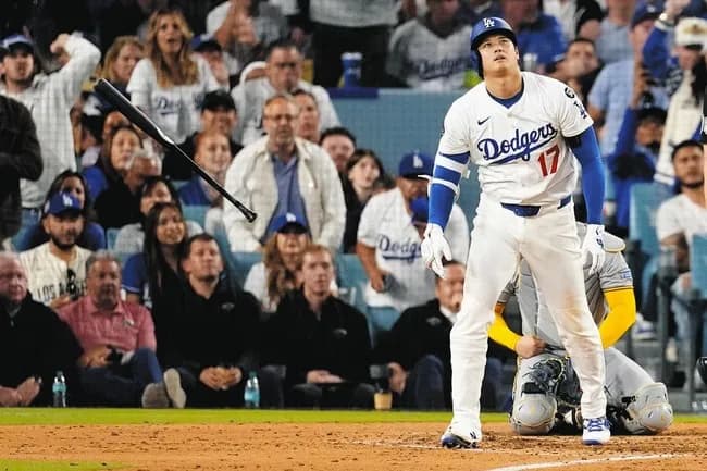 アナウンサー「大谷選手の打撃はどうでしょうか？」　中田「リーチを使いこなせてましたね」