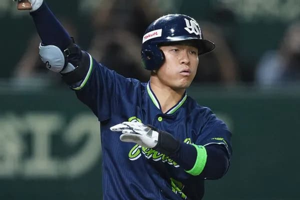 ヤクルトに衝撃…茂木栄五郎が左膝半月板の手術　復帰は未定