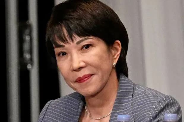 『笑顔が怖い』と言われた高市早苗さん（64）、1回8万円の笑顔講座を受講して総裁選に勝利する