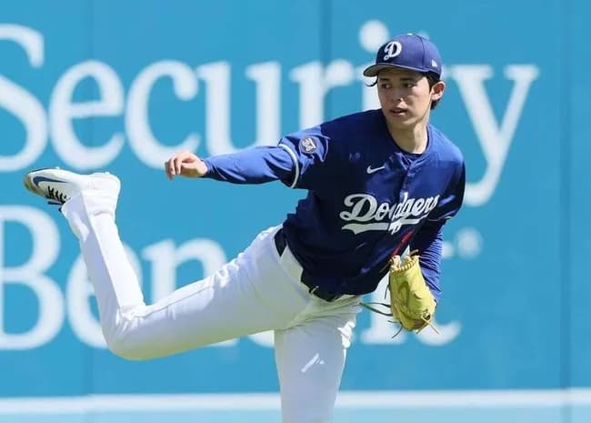 【朗報】佐々木朗希さん、ついにマイナー調整終了でメジャー本隊合流。プレーオフの戦力として期待