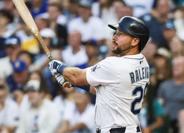 ローリーさん、MLB史上初の捕手の本塁打50本達成