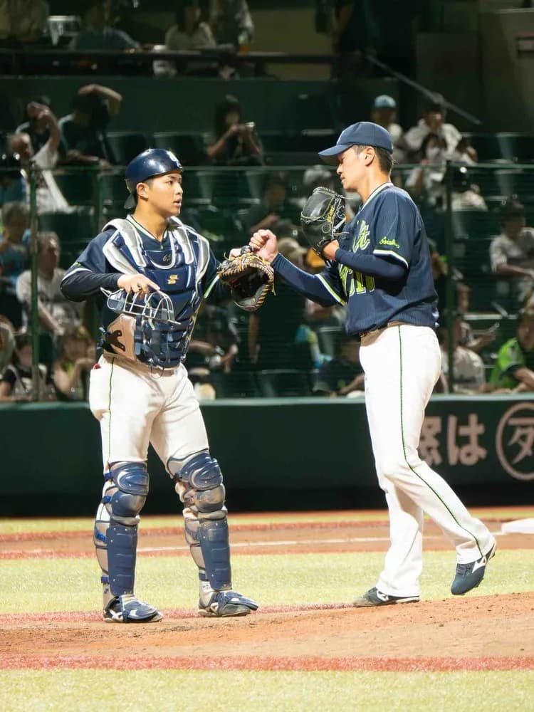 第一次戦力外通告開始、ヤクルトは廣岡大志とトレードの鈴木康平、中川拓真などが戦力外に…