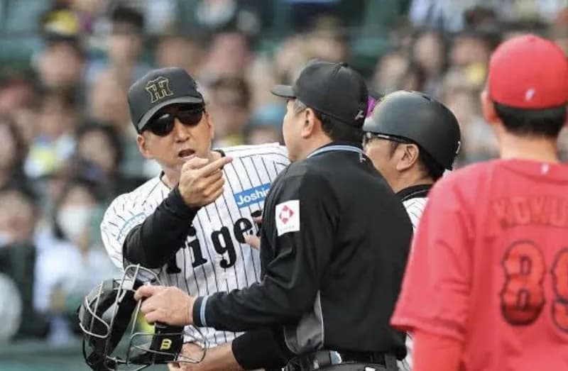 阪神、マツダで12年ぶりの3タテ！！！藤川ブチギレ以降の対戦成績→6勝1敗勝率.857