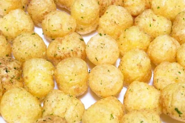 お前らが普段食ってるおやつ教えろ😠