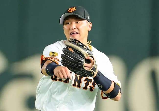 巨人・吉川尚輝　右脇腹痛のため出場選手登録を抹消