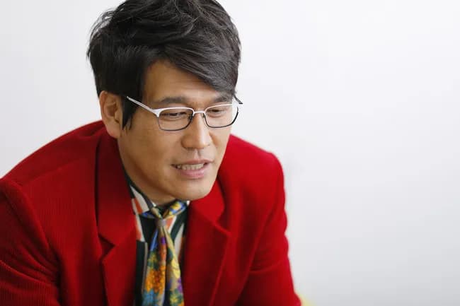 観客「つまんねえぞw」芸人「じゃあ君こっちに来て面白いこと言ってみて…はい言えない〜w」