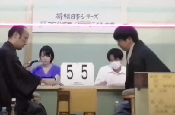 【悲報】将棋の女流棋士、解説中に対局者が離婚していた事を勝手にバラしてしまうｗｗｗｗｗｗｗｗ