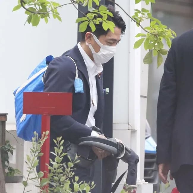 【悲報】小泉進次郎、Tiktok開設で大炎上しコメ欄封鎖