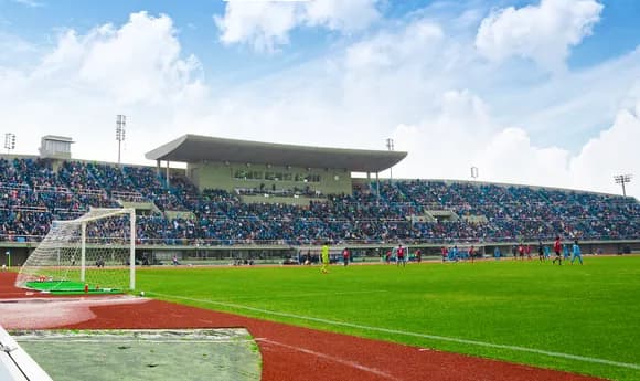 【悲報】Jリーグさん「秋田県がスタジアム建てない理由が理解不能…せっかくJ2昇格を許可してるのに」