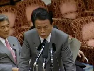 麻生太郎「カップラーメン？400円くらいだろ」←時代が麻生に追い付いてきた件