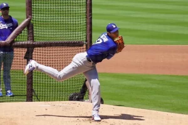 大谷翔平、ダルビッシュの前で奪三振ショー　ライブBPで3回6K1安打