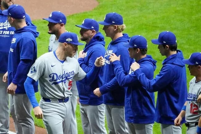 米メディア「ブルワーズとブルージェイズのWSとか見たくない」「ドジャース頼むで」