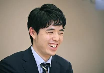 守護霊として藤井聡太（14）に憑依したワイ「初手、1二歩…」聡太「…」ﾊﾟﾁｯ