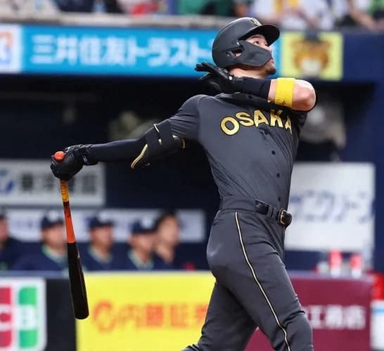 【阪神】佐藤輝明、両リーグ最速30号達成！球団の日本選手では掛布以来43年ぶり快挙