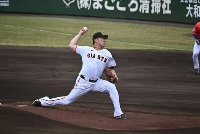 巨人・田中将大、2軍戦で3回4安打1失点 　初回2死満塁のピンチ抑える「ボール一つ一つというのは上がってきている」　最速148