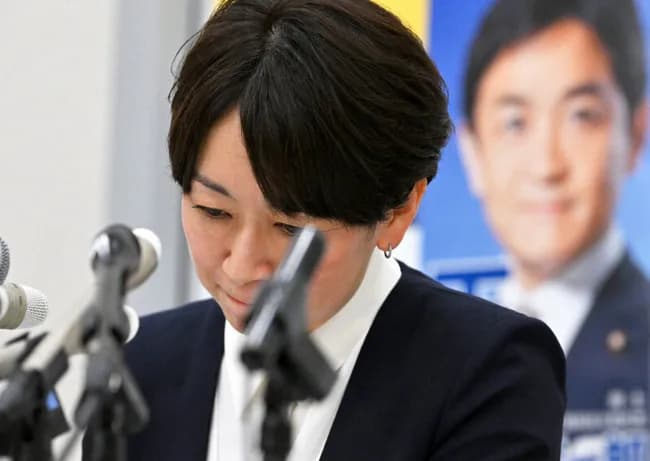 山尾志桜里、離党