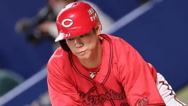 カープ坂倉にバント指示←この采配がカープファンの間で賛否両論