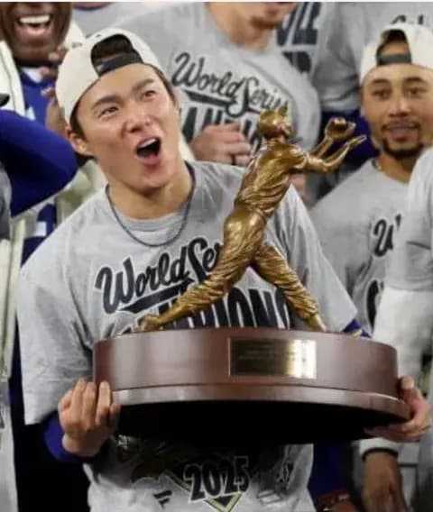 山本由伸「最下位だったオリックスを三連覇させました」