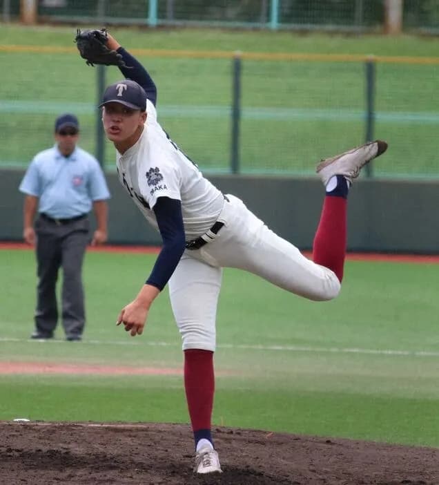 【高校野球】大阪桐蔭にまた怪物1年生…1m92、146キロ左腕が鮮烈6回零封　スカウト「スケールある」