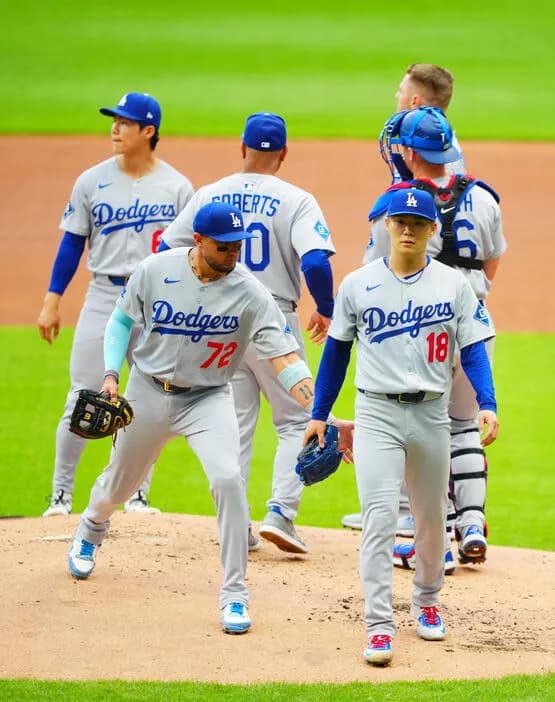 ドジャースロバーツ監督、山本由伸1回持たず交代理由を「ブルペンに負担かけてでも彼を守らないと」