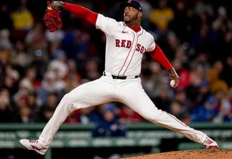 チャップマン→170キロ投げます、トミージョンしてません、