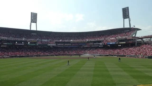 【悲報】カープ8月の屋内試合は3試合のみ←日程改善は必要か？