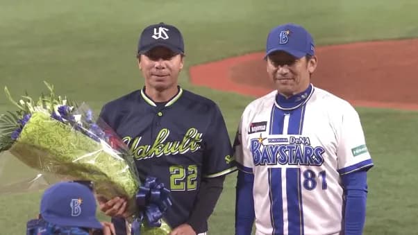 ＤｅＮＡが粋な計らい　今季限りで退任のヤクルト高津監督の思い出映像を放映「サプライズに感謝しています」