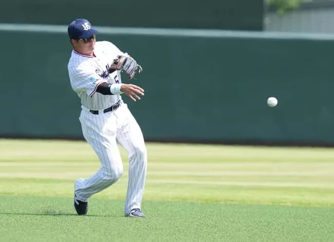 ドジャース「村上宗隆とらない。三塁にはマンシーいる。DHも塞がってる」