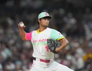 【悲報】ダルビッシュ、ロボット審判導入に「個人的には賛成だけど『審判の皆さんはどうなるの？』とも思う・・・」