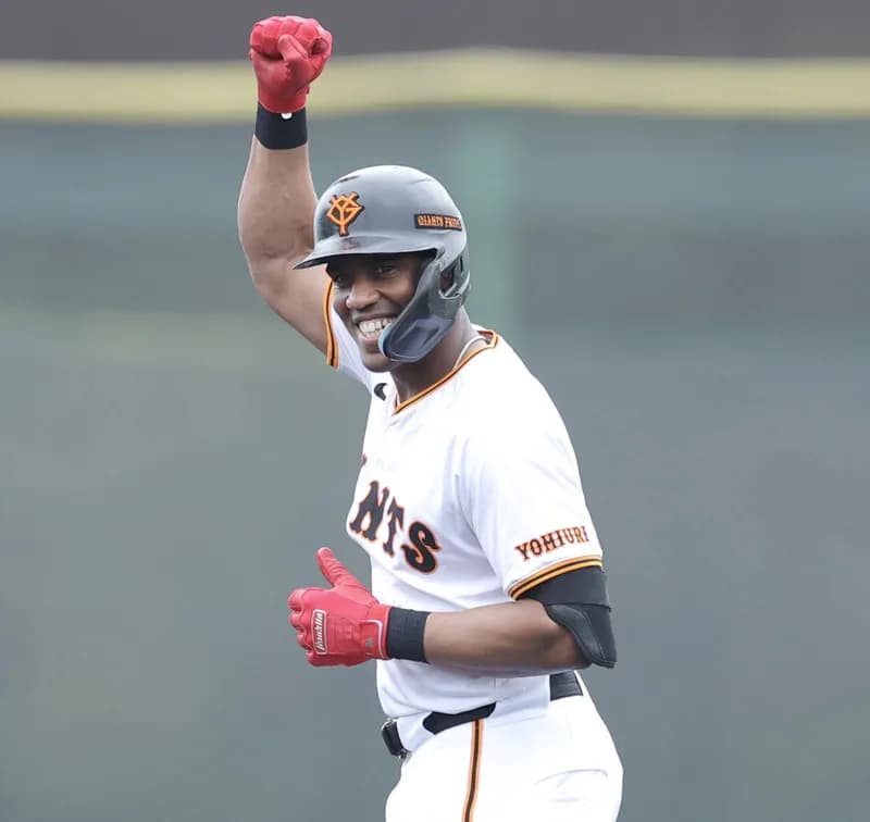 去年の神助っ人ヘルナンデス降格へ・来季の契約はあるのだろうか