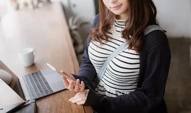 【悲報】胸が大きい女さん、デメリットだらけだったことが判明・・・・・・・