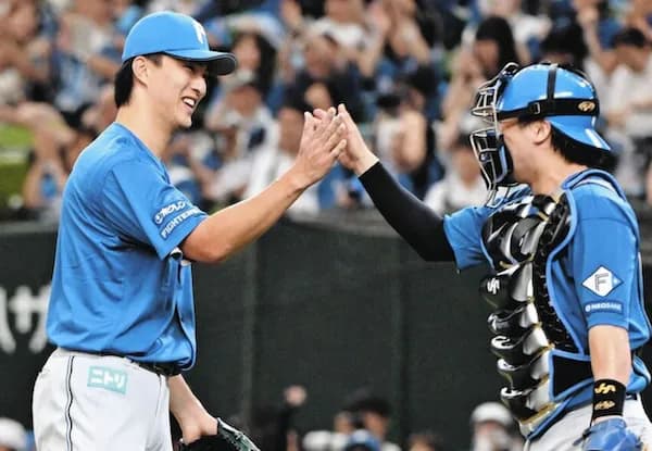 日　ハ　ム　達　孝　太　、　覚　醒　