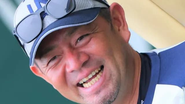 広島カープ、石井コーチとの契約を正式発表。