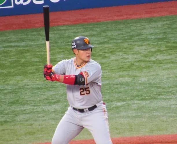 巨人重鎮OB「岡本和真はメジャーで通用しない。体がデカいだけでパワーやスピードについていけない」