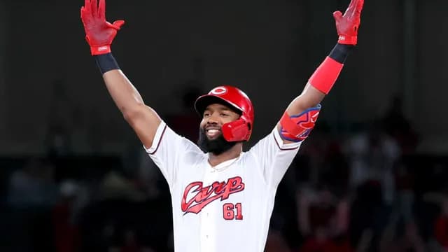 カープファビアン、首位打者＆最多安打の二冠射程圏内！試合前は朝山コーチと4時間の“セッション”